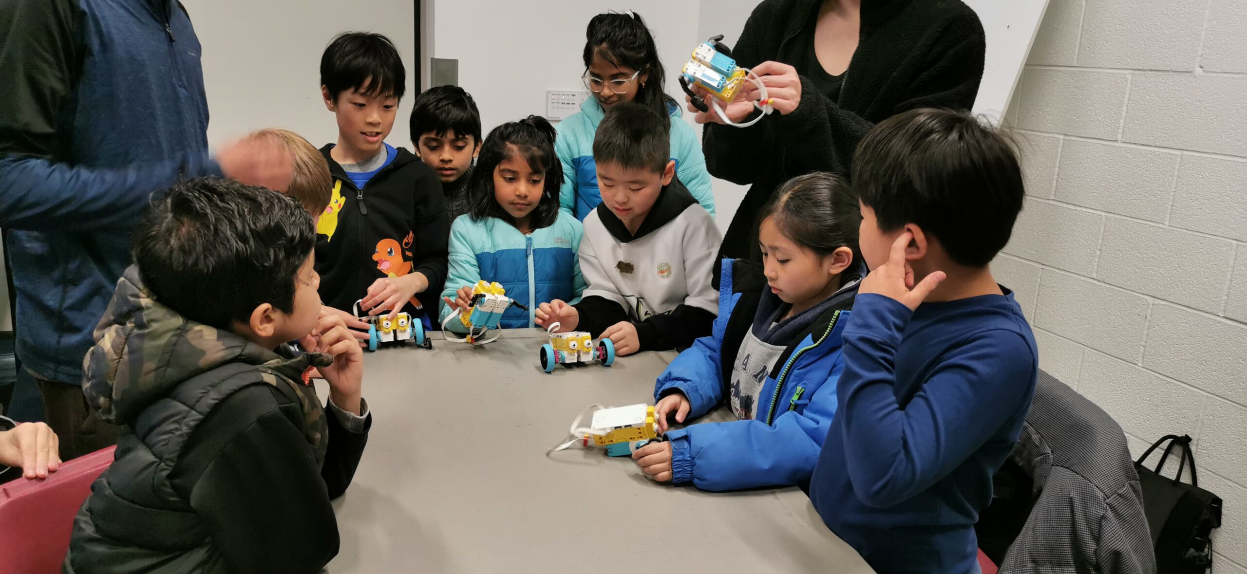 Aaniin Lego Robotics – Lego Race Aaniin Lego Robotics - Lego Race